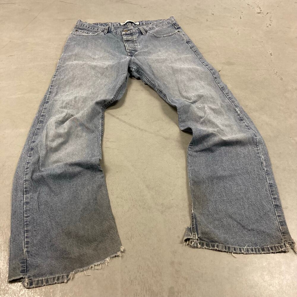Y2K thrashed express low rise bootcut jeans 33x32